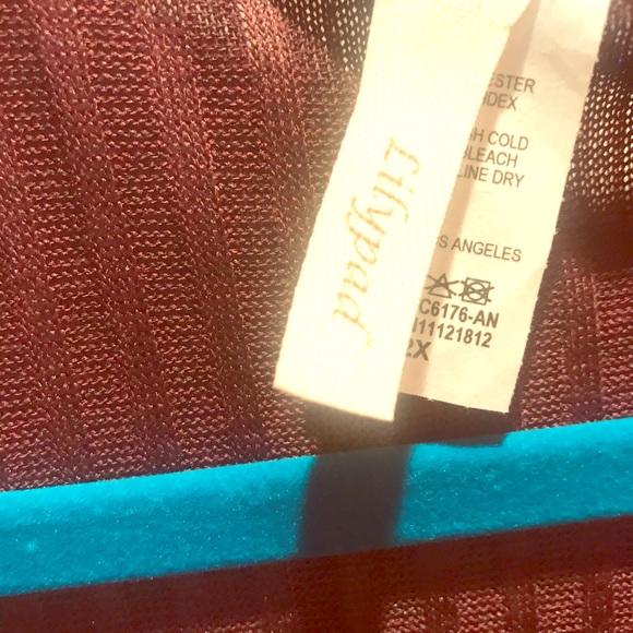 Sweater. - Picture 3 of 3